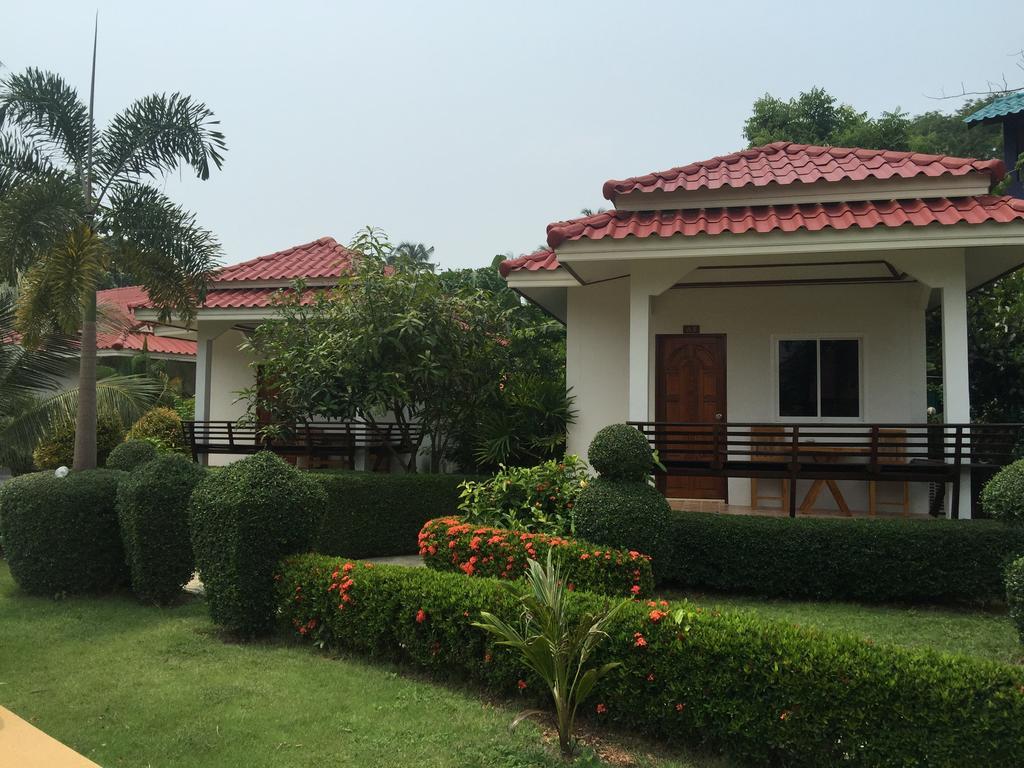 Hana Lanta Resort Koh Lanta Exterior photo