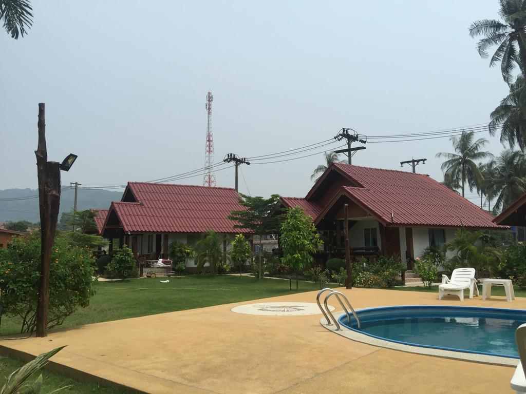 Hana Lanta Resort Koh Lanta Exterior photo
