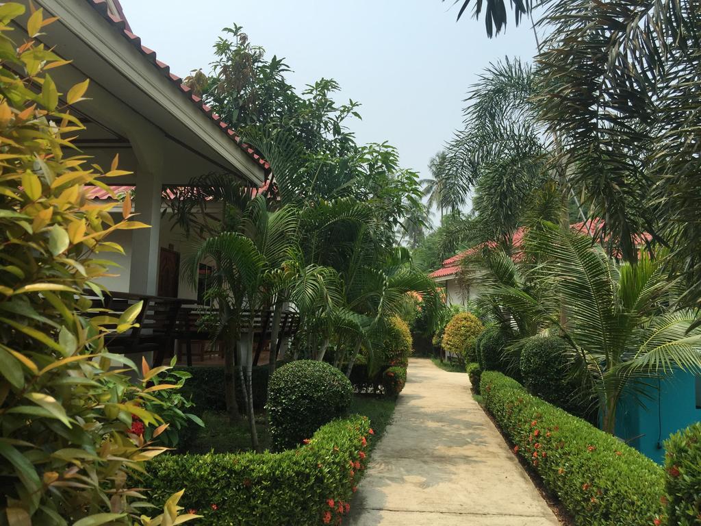 Hana Lanta Resort Koh Lanta Exterior photo