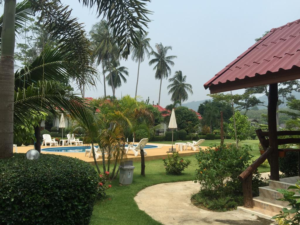 Hana Lanta Resort Koh Lanta Exterior photo