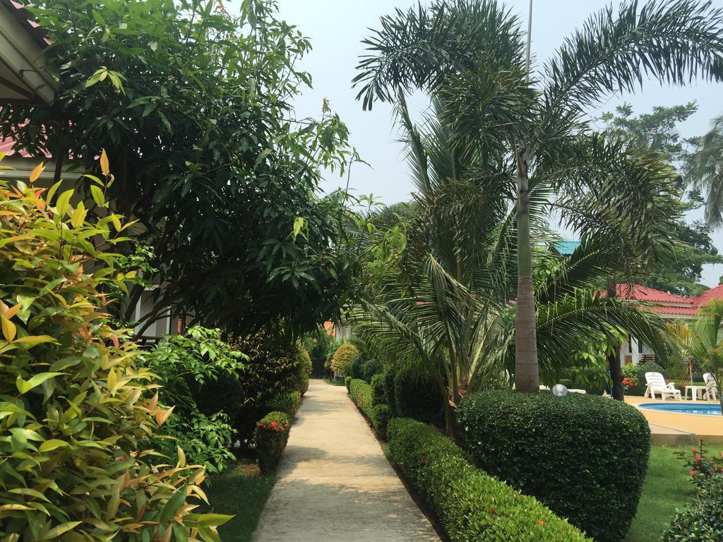 Hana Lanta Resort Koh Lanta Exterior photo